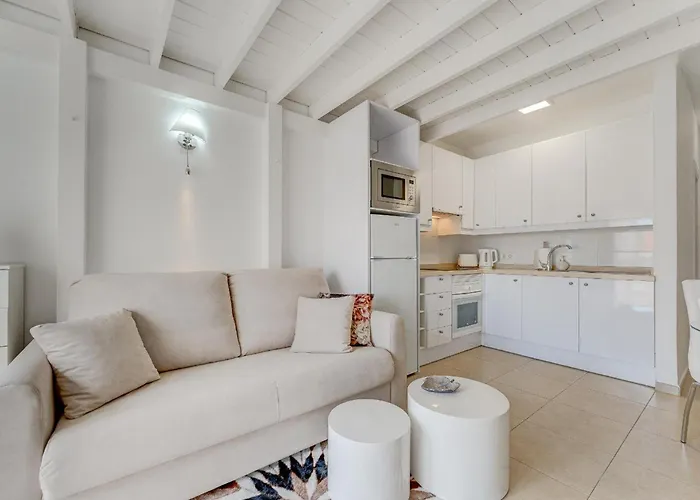 Yucca Park Apartment