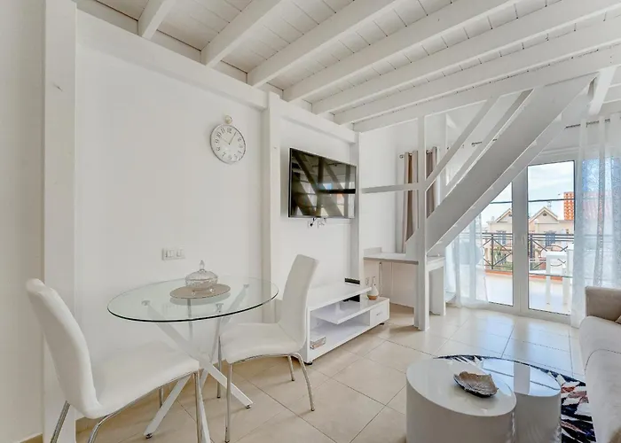 Yucca Park * Costa Adeje (Tenerife)